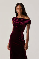 Lbruh Velvet Off Shoulder Midi Dress