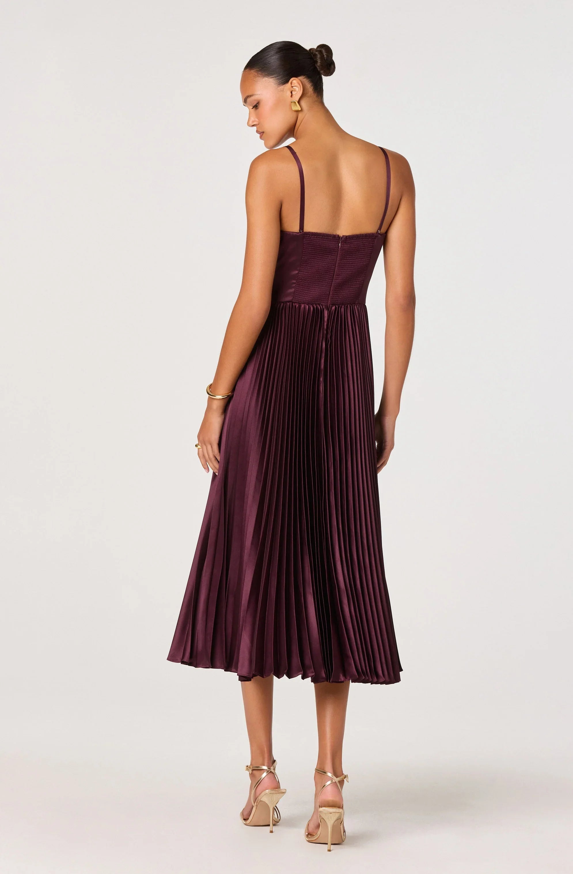 Lbruh Ascella Sweetheart Pleated Midi Dress