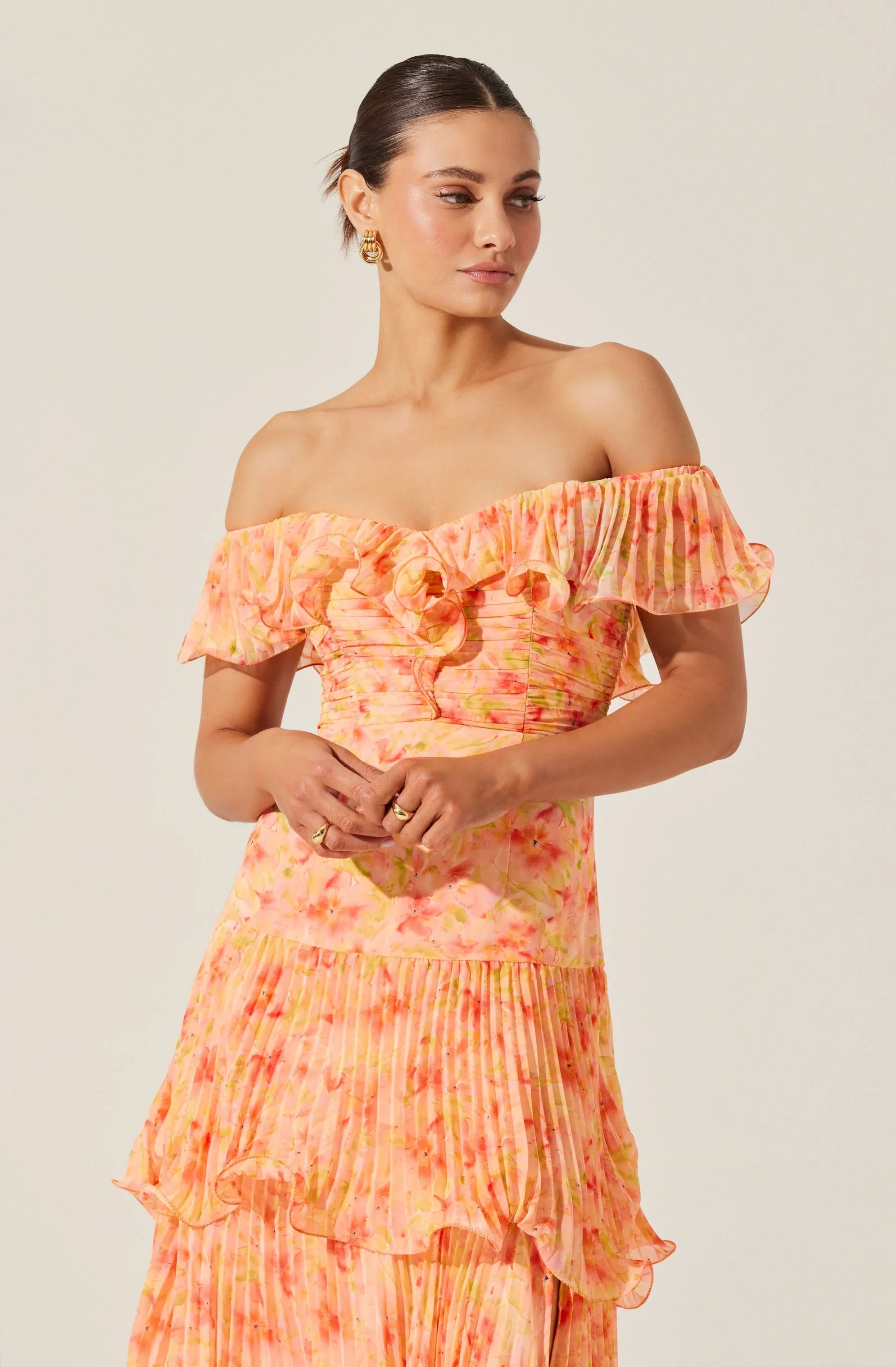 Lbruh Wilder Pleated Floral Maxi Dress