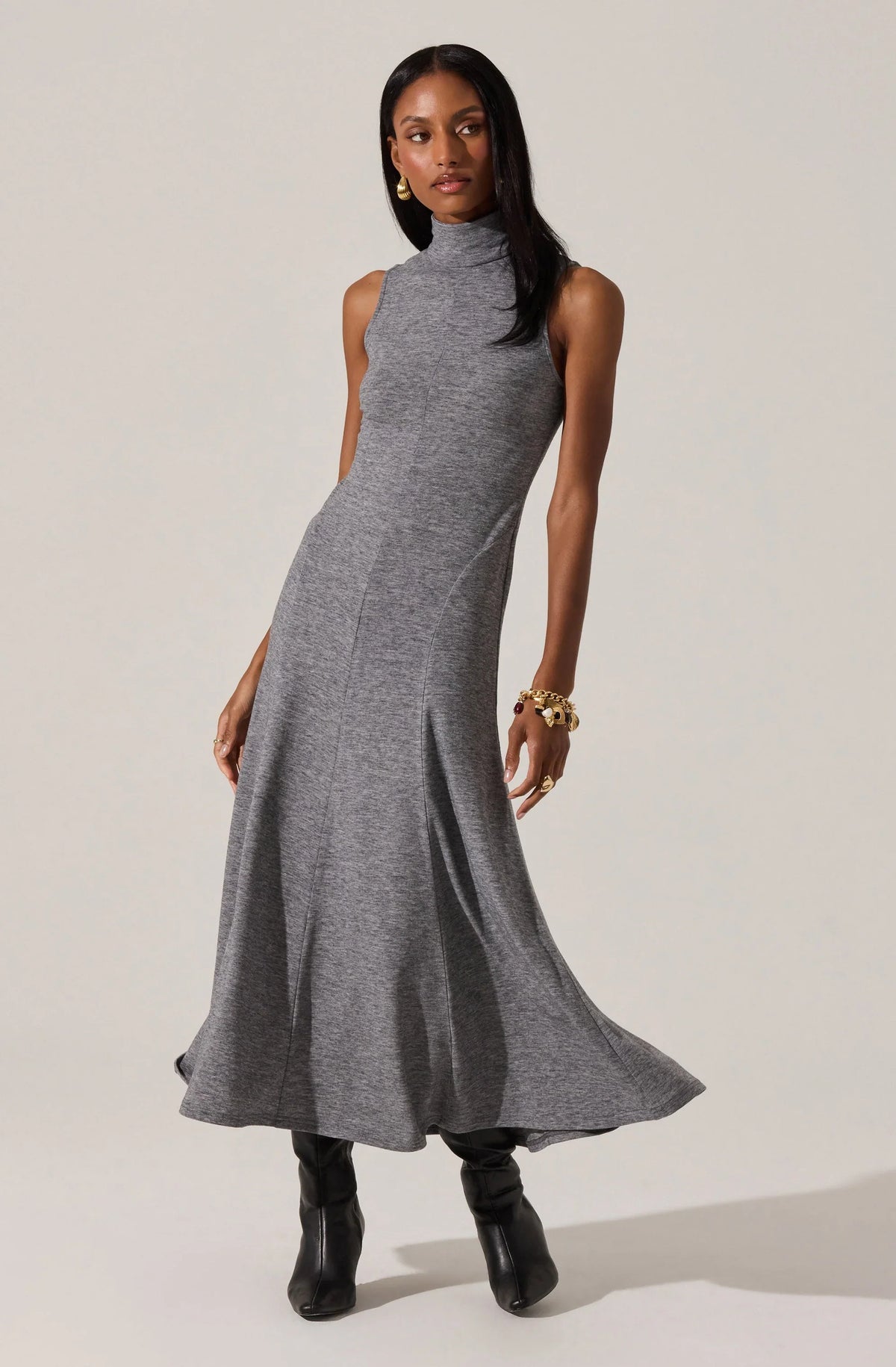 Lbruh Haylie Sleeveless Turtleneck Sweater Dress