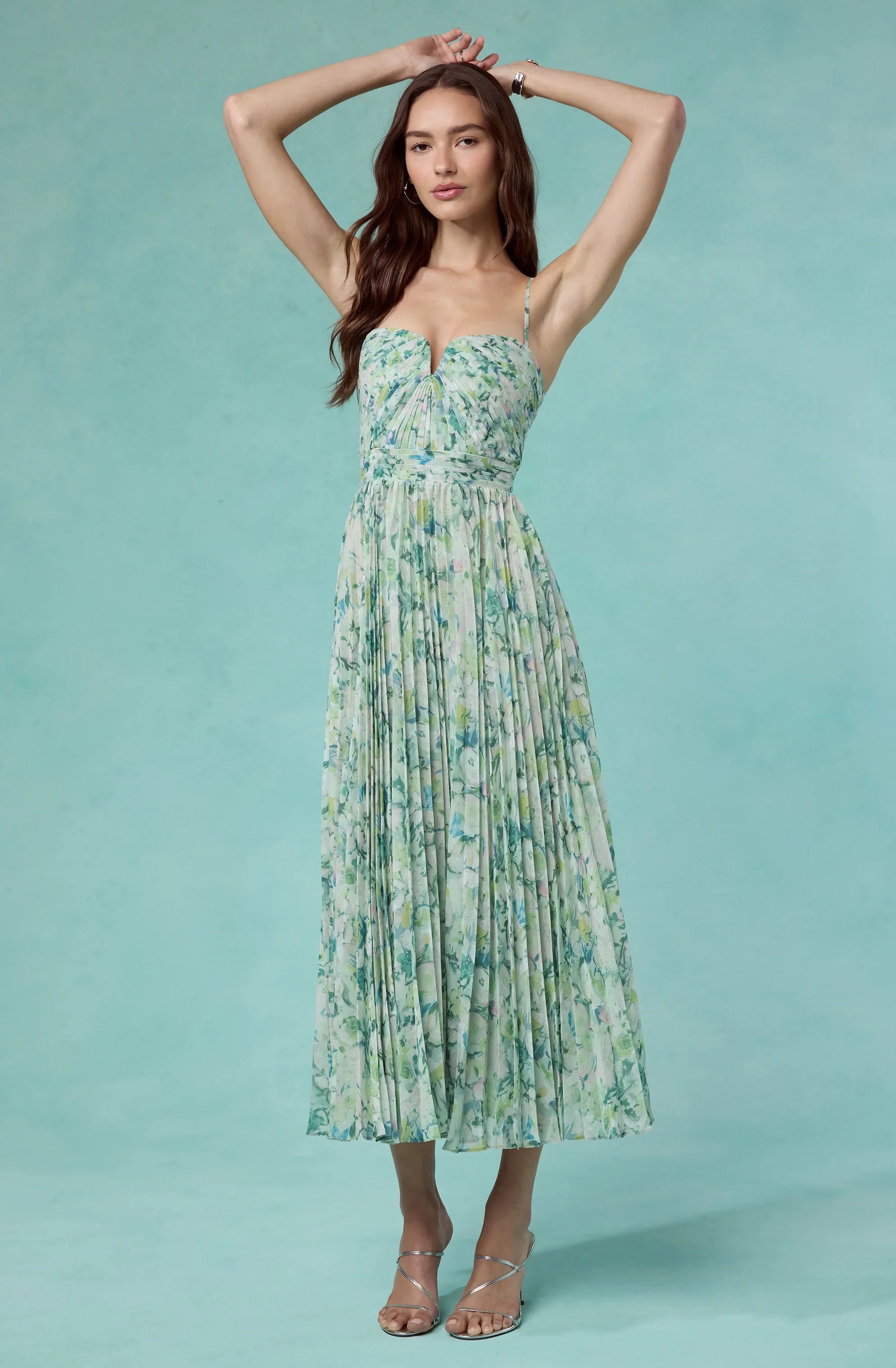 Inixyf Bayley Floral Pleated Maxi Dress