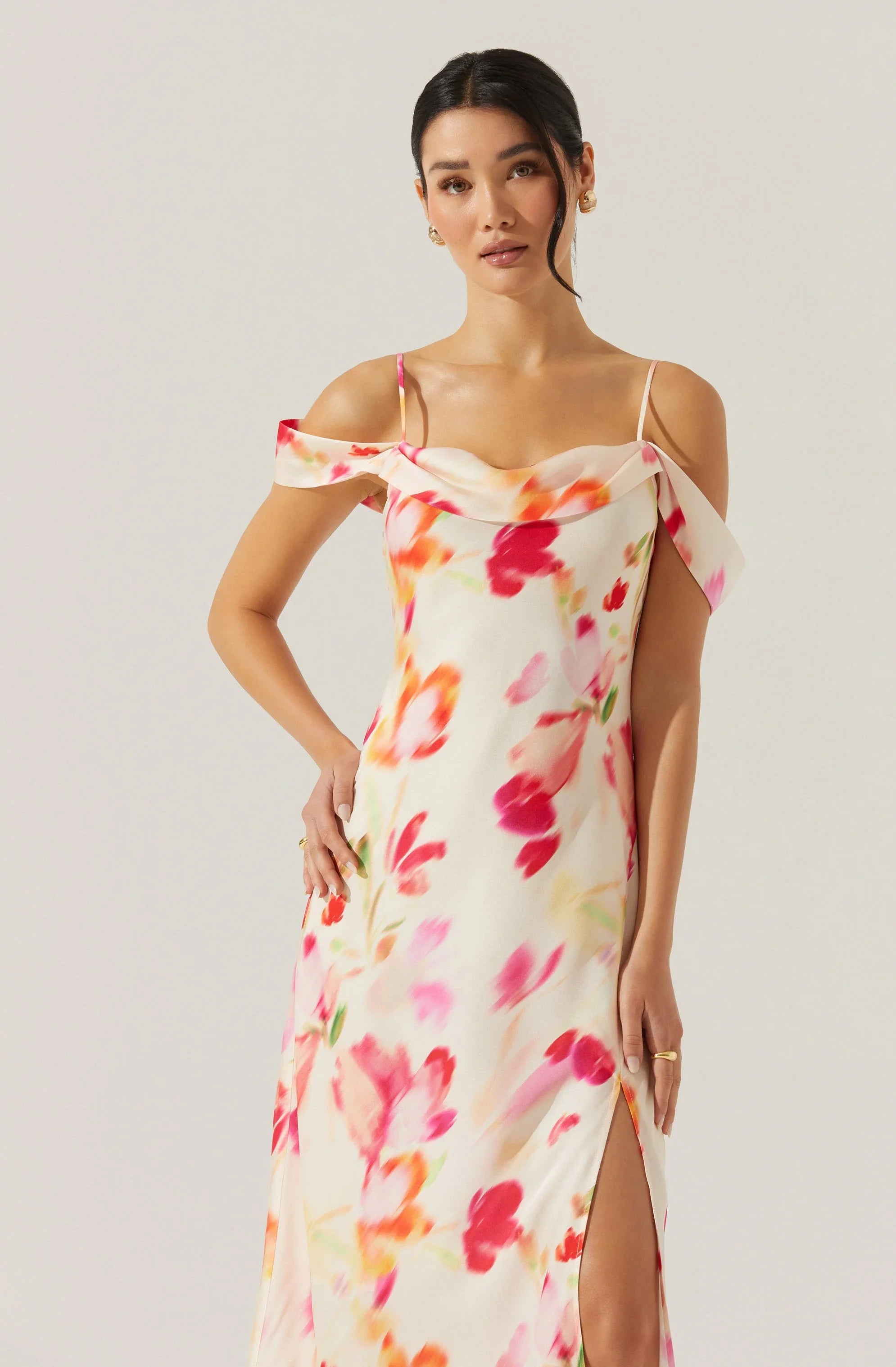 Lbruh Kitura Cold Shoulder Floral Maxi Dress