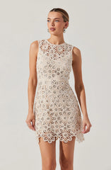 Lbruh Priscila Crochet Floral Mini Dress