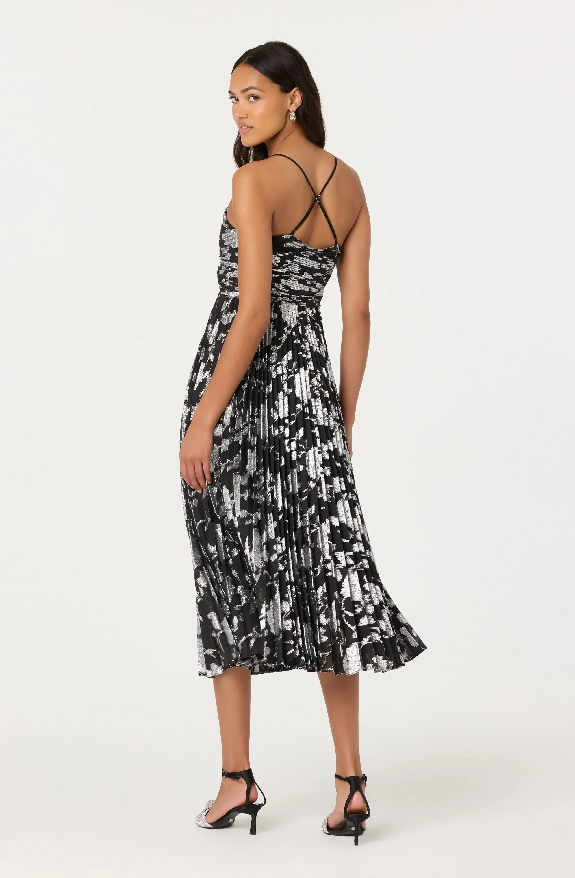 Lbruh Saoirse Metallic Pleated Midi Dress