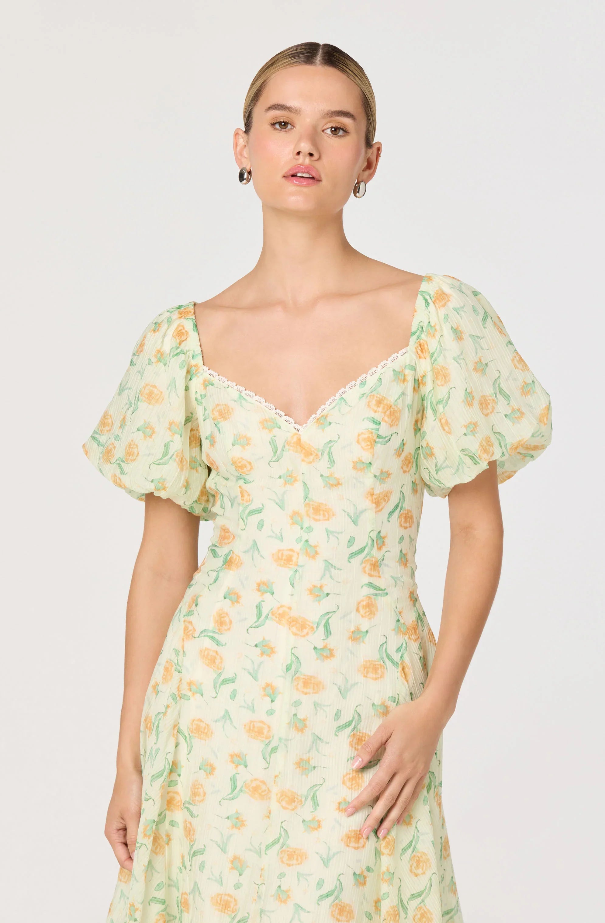 Inixyf Mayra Floral Plissé Puff Sleeve Midi Dress