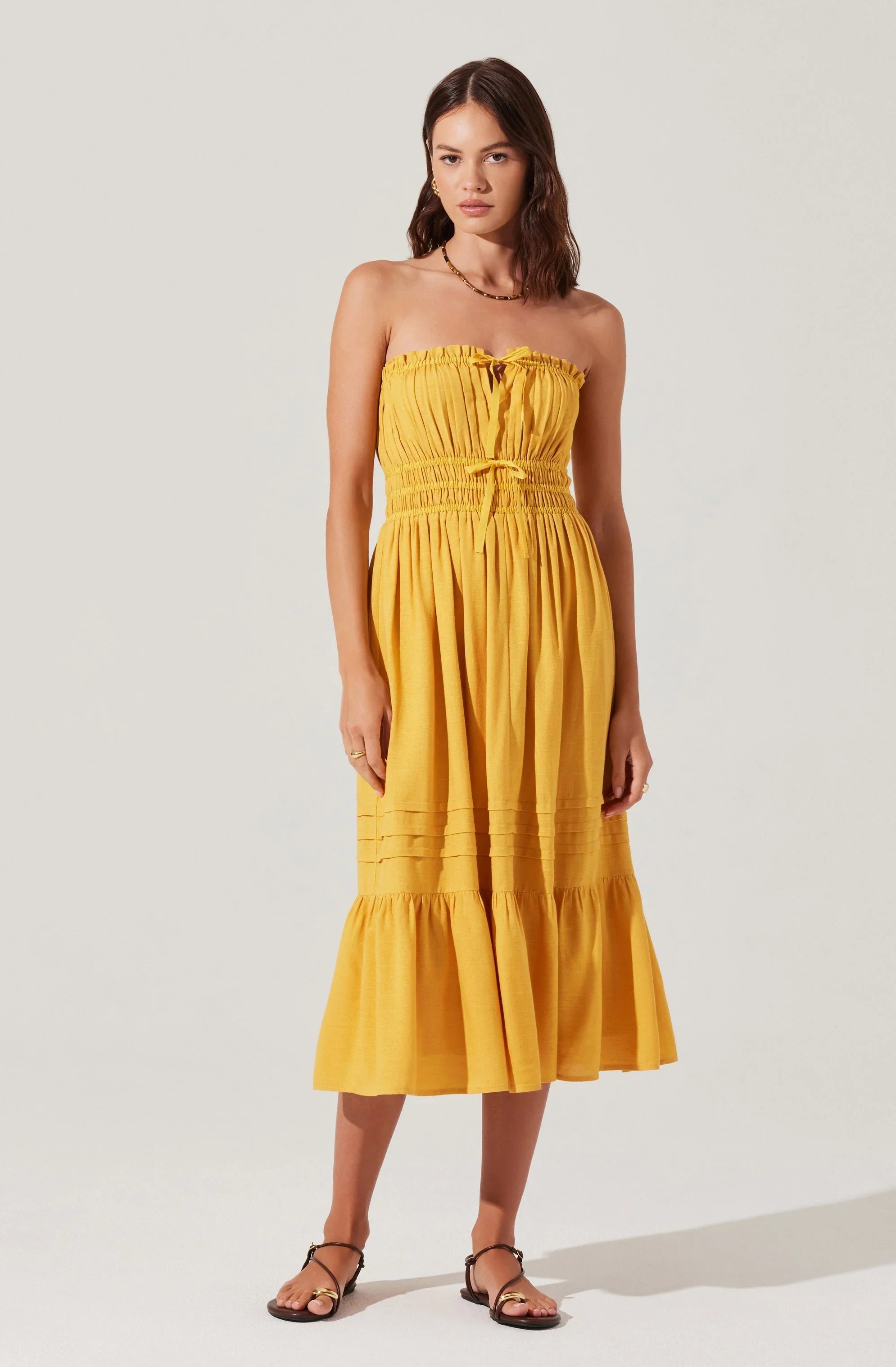 Lbruh Aubrie Strapless Smocked Midi Dress