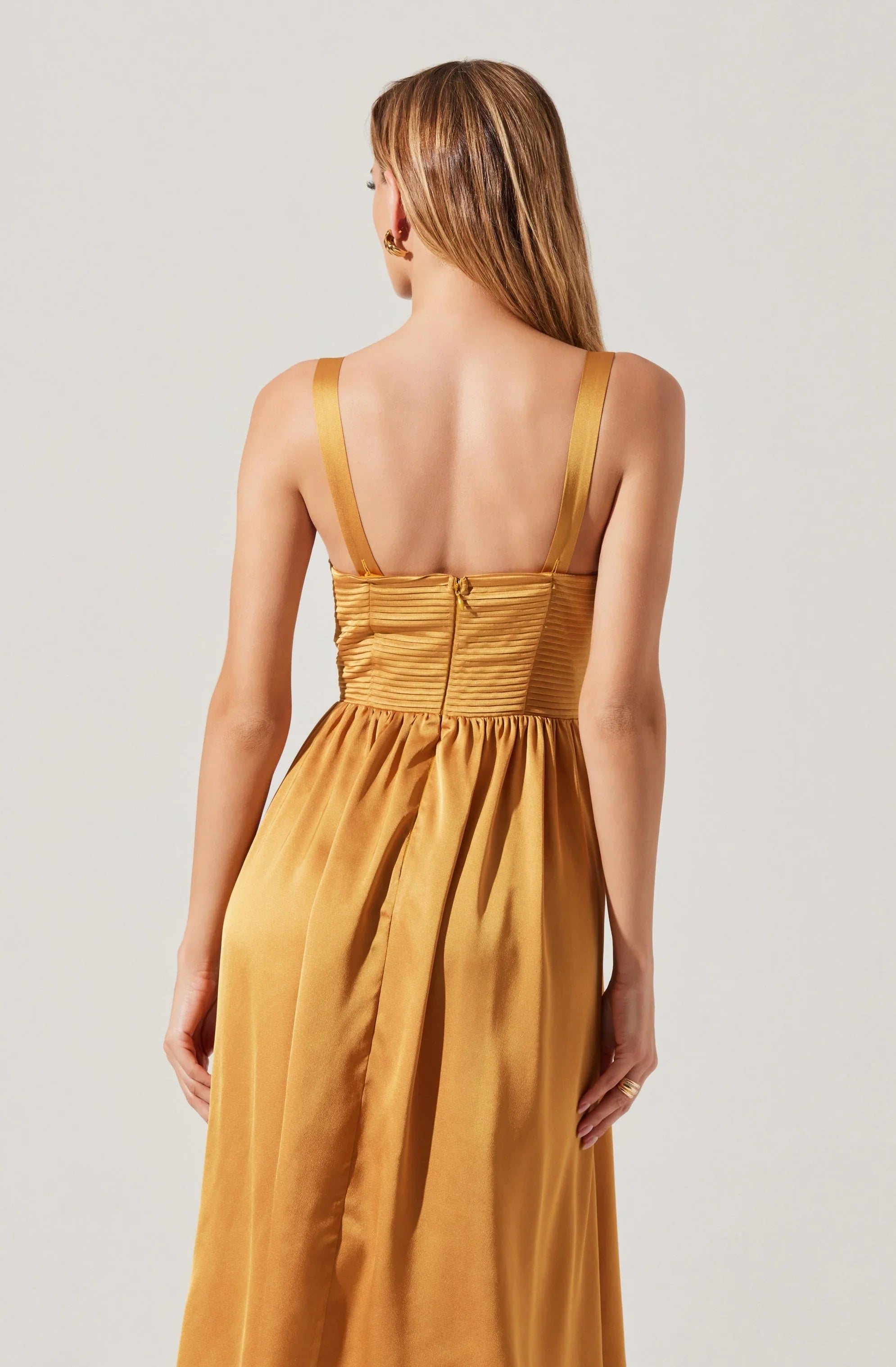 Lbruh Pleated Bustier Midi Dress