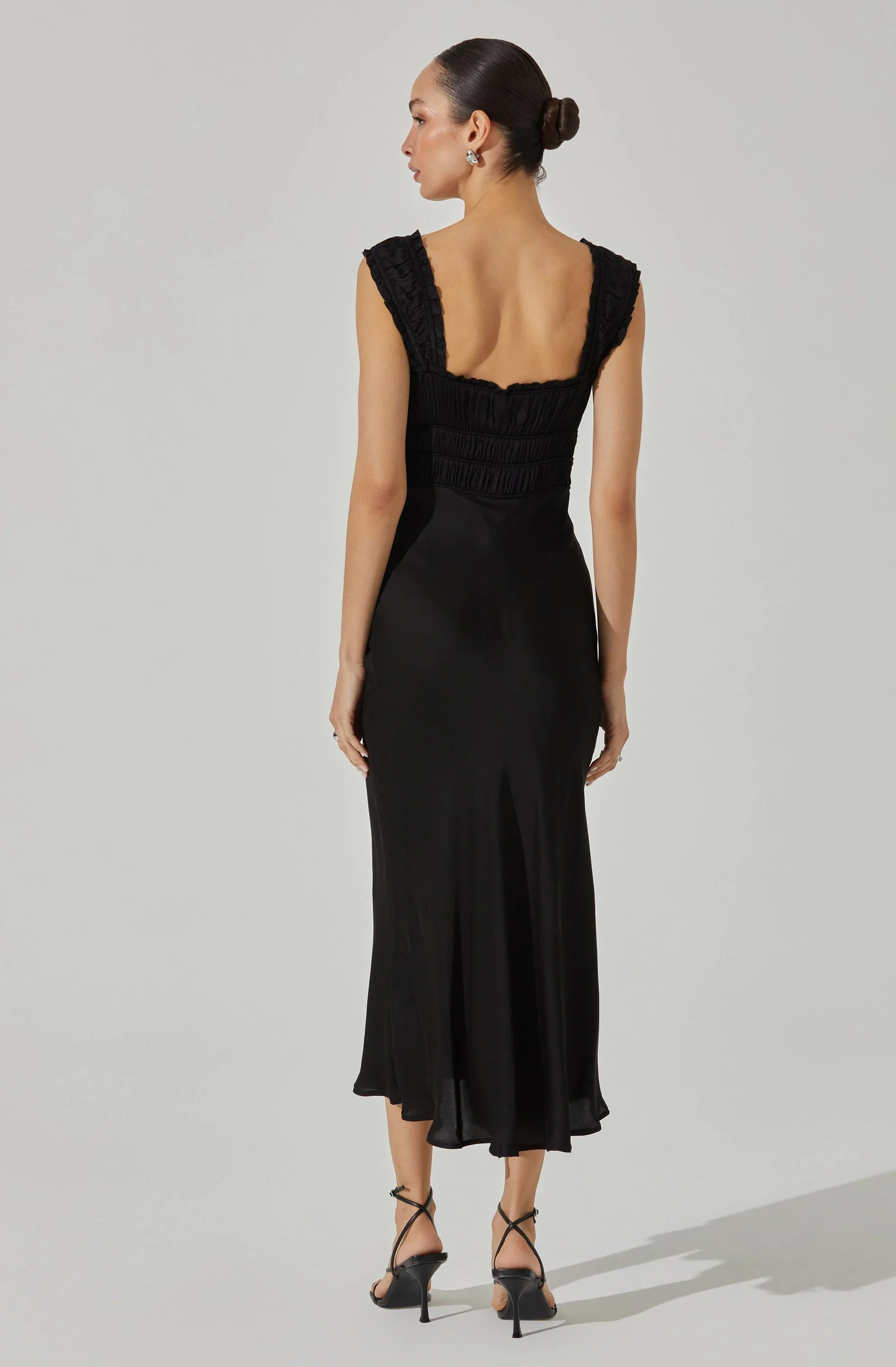 Lbruh Enola Satin Smocked Midi Dress