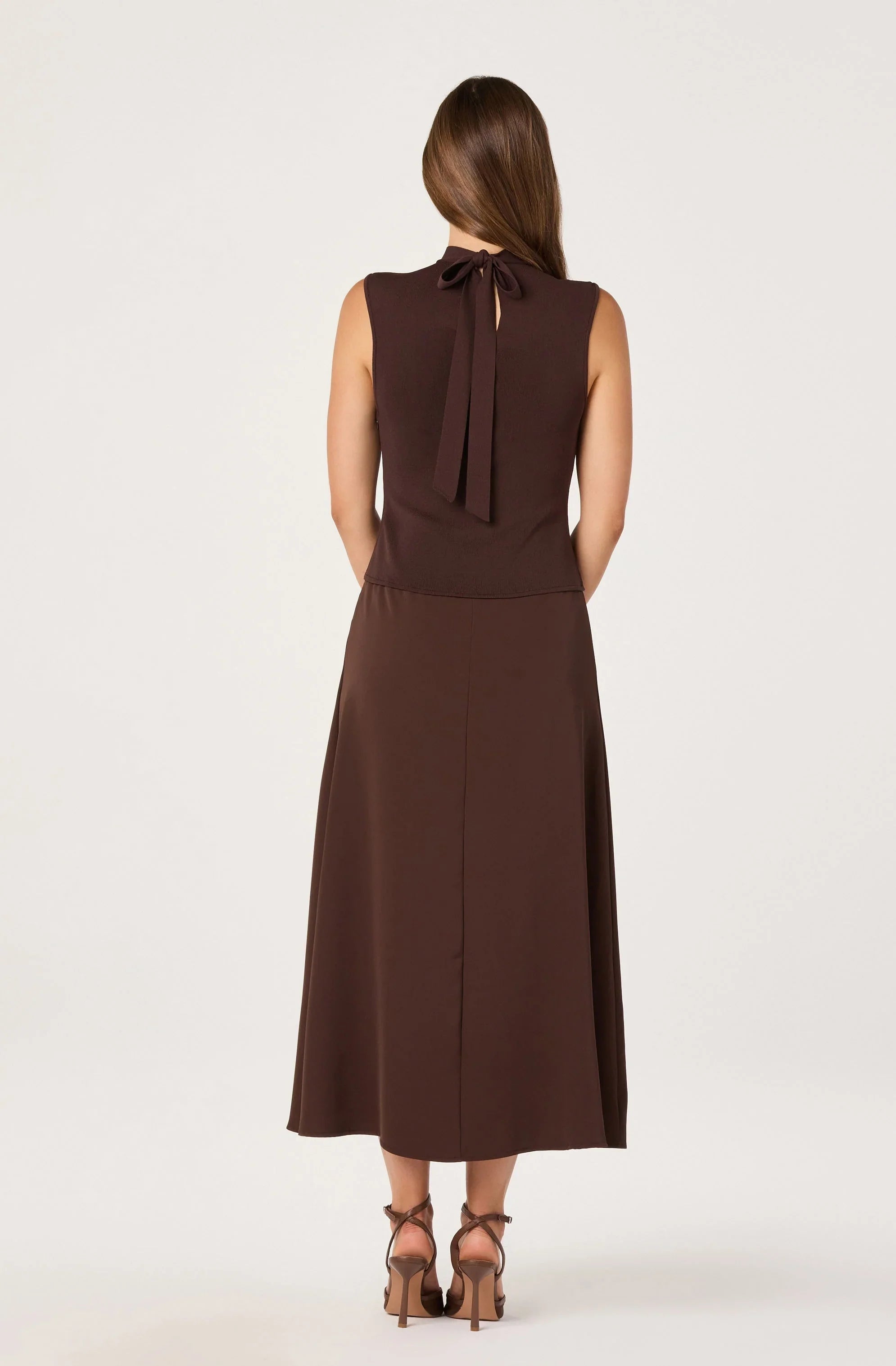 Lbruh High Neck Tie-Back Midi Dress