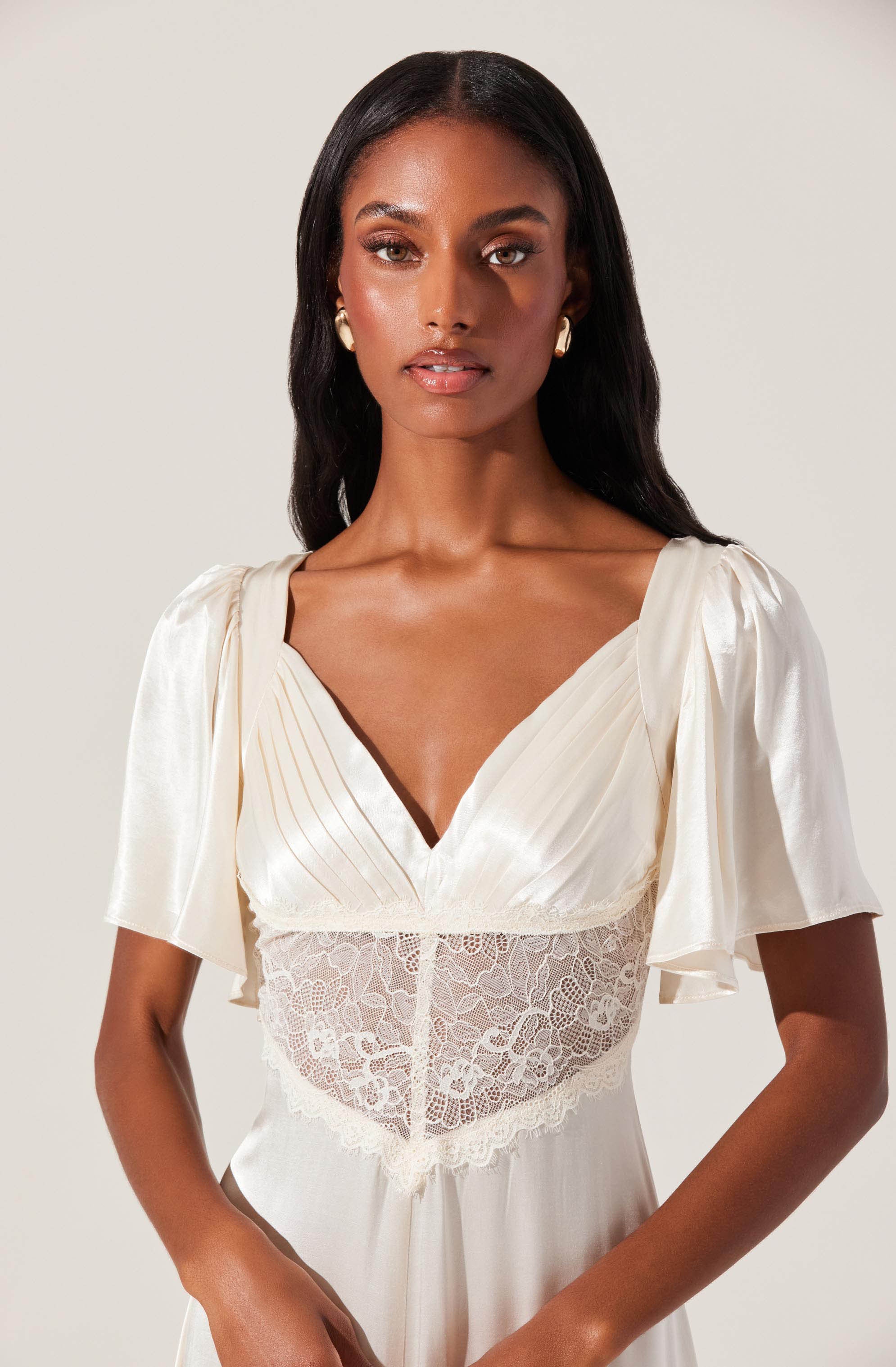 Lbruh Aurelia Satin V-Neck Midi Dress