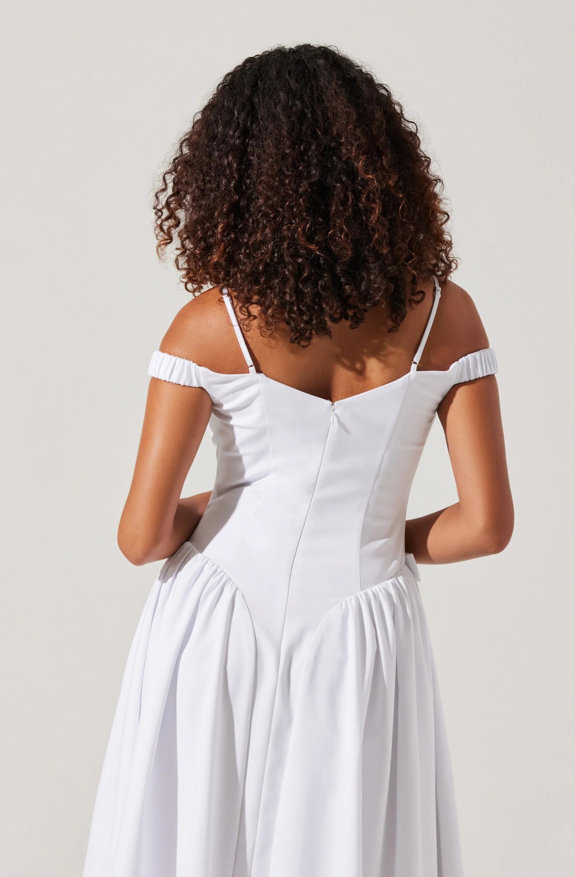 Lbruh Elvinia Off Shoulder Midi Dress