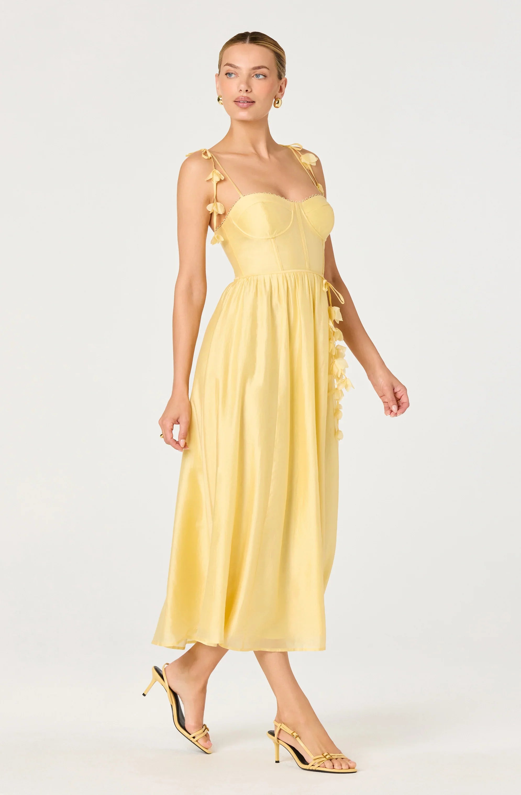 Inixyf Halcyon 3D Flower Appliqué Midi Dress