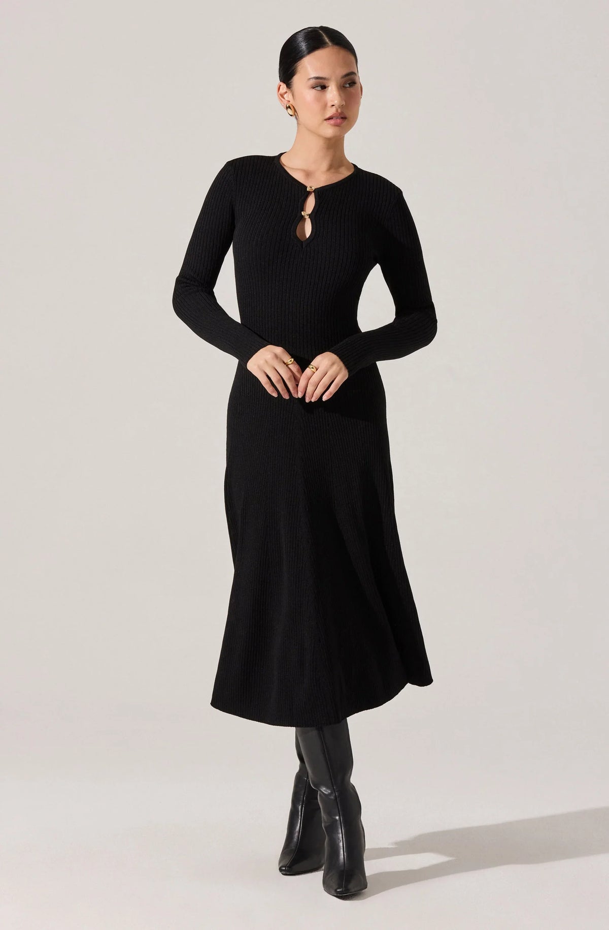 Lbruh Fallyn Ribbed Sweater Midi Dress
