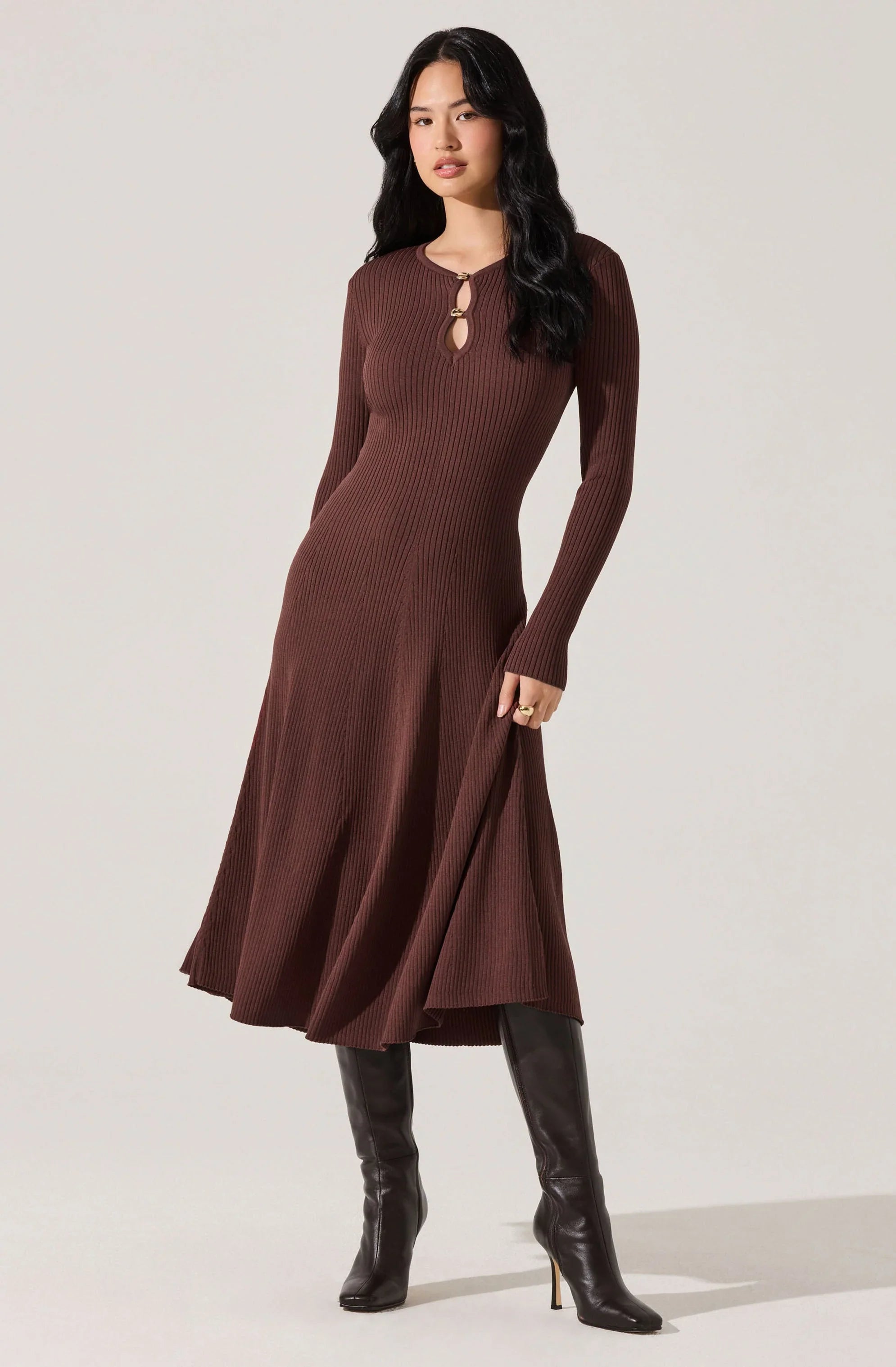 Lbruh Fallyn Ribbed Sweater Midi Dress