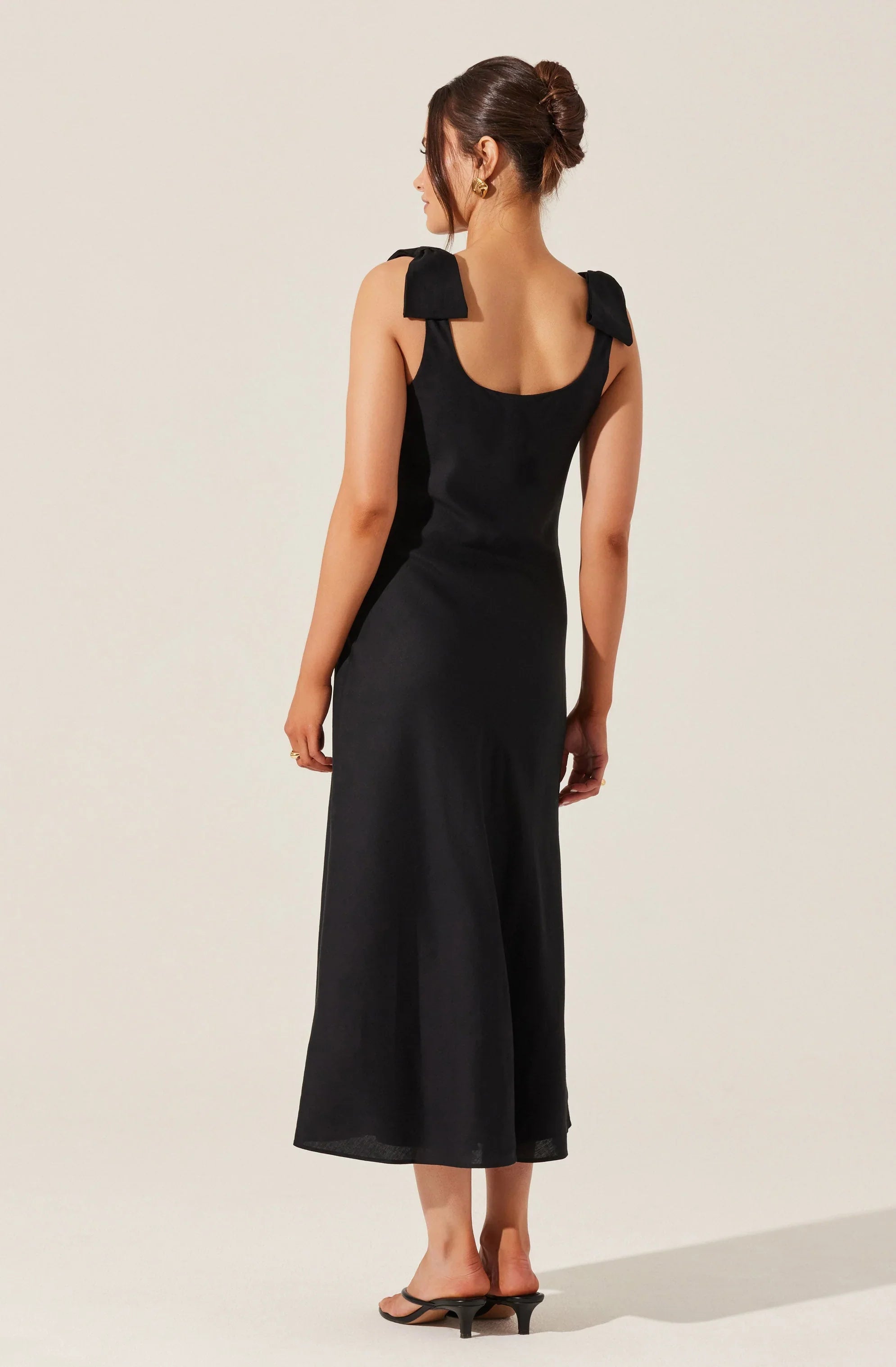 Lbruh Kateleya Bow Detail Midi Dress