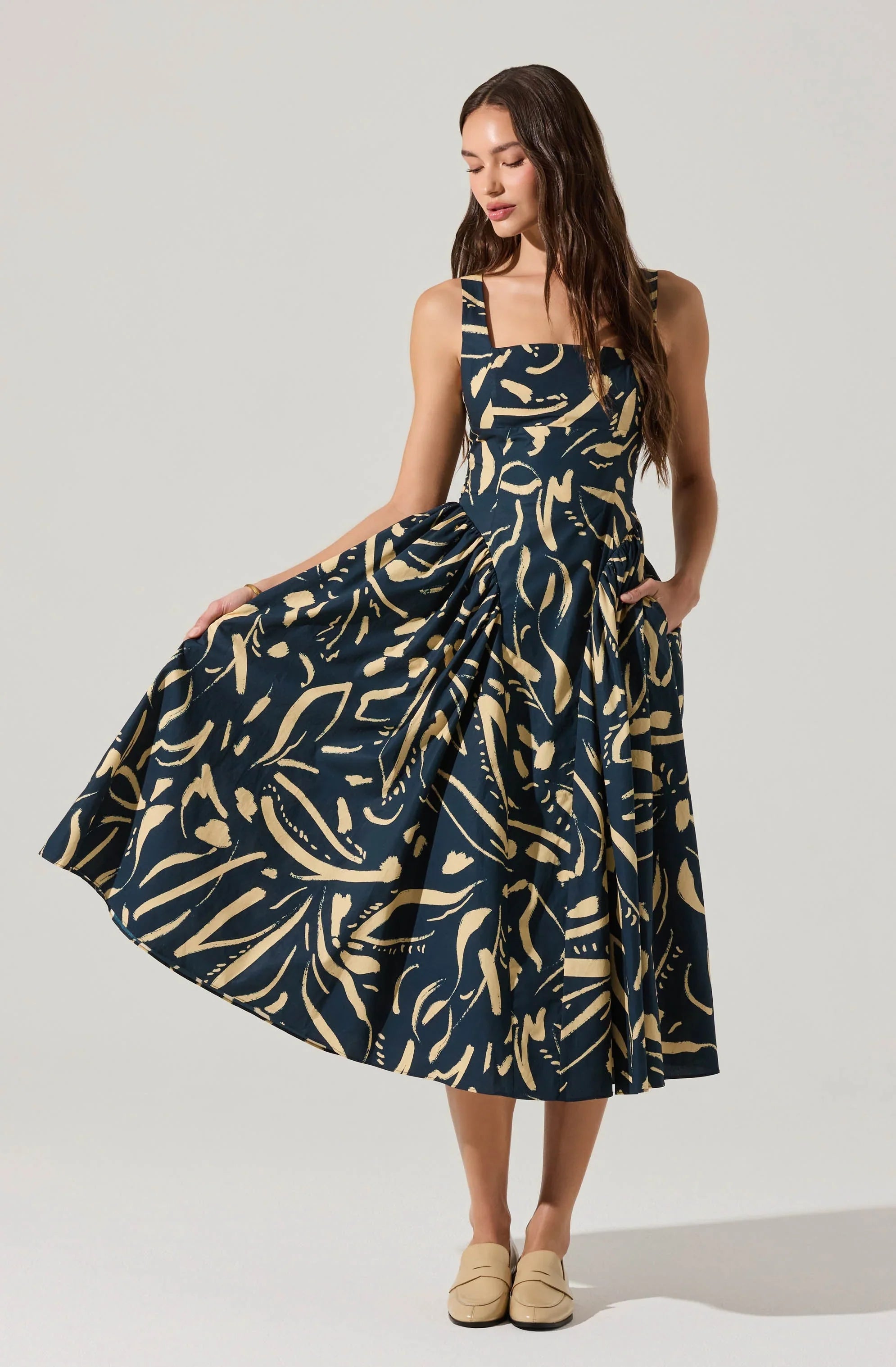 Lbruh Vinya Drop Waist Midi Dress
