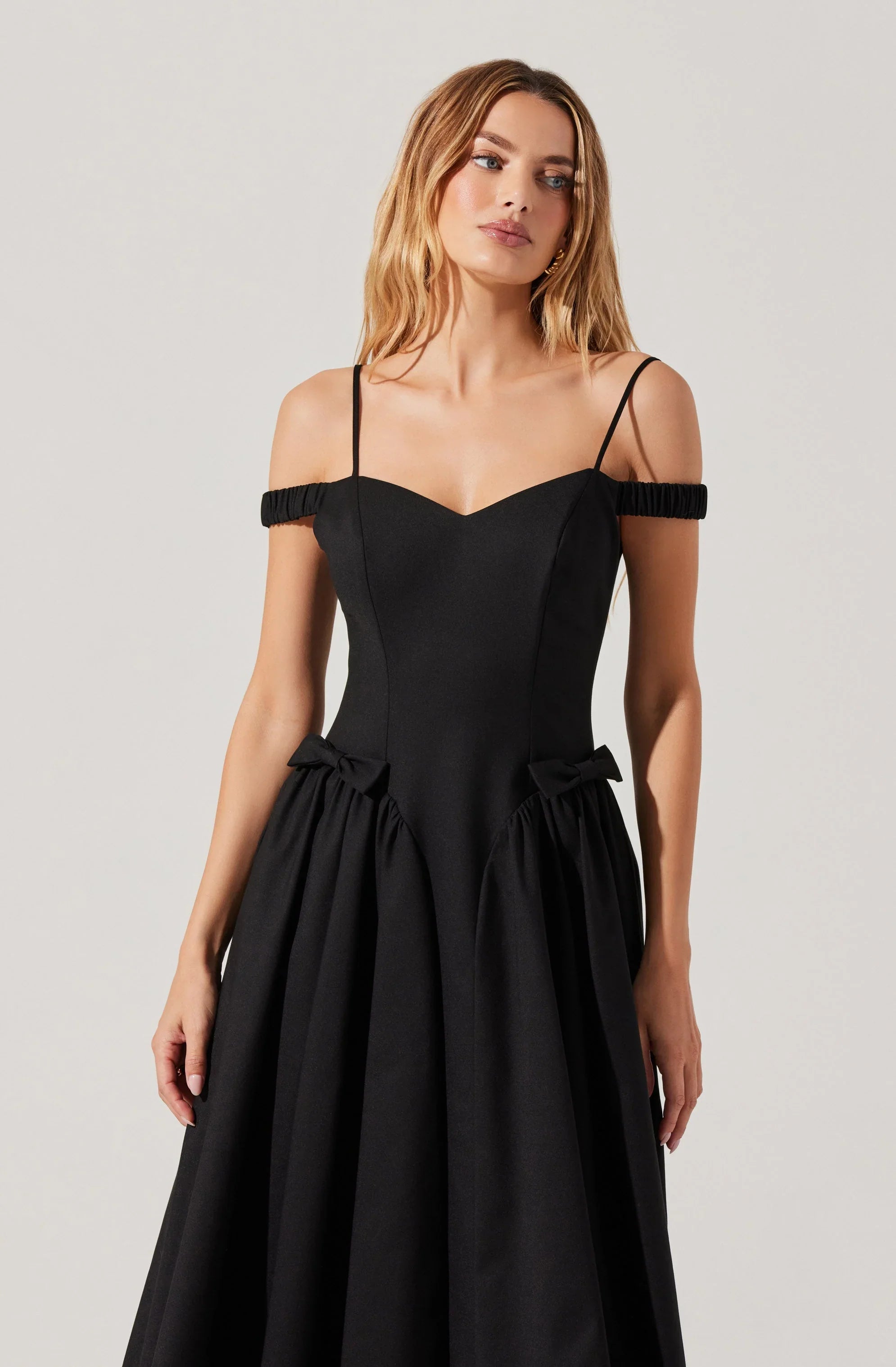 Lbruh Elvinia Off Shoulder Midi Dress