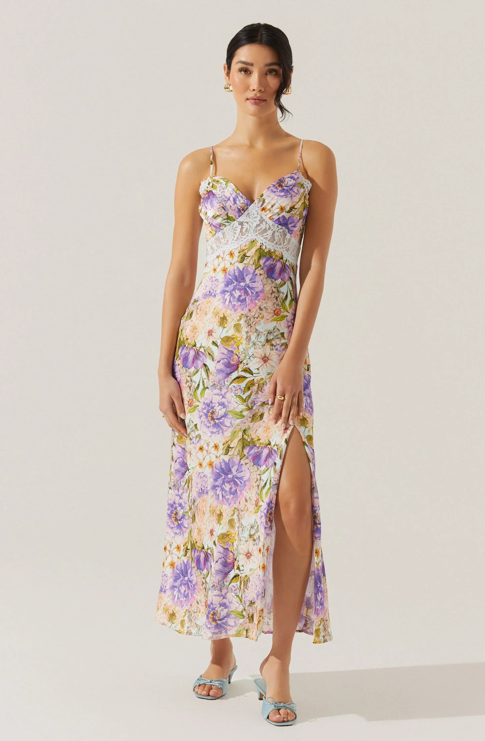 Lbruh Ivanna Floral Lace Maxi Dress