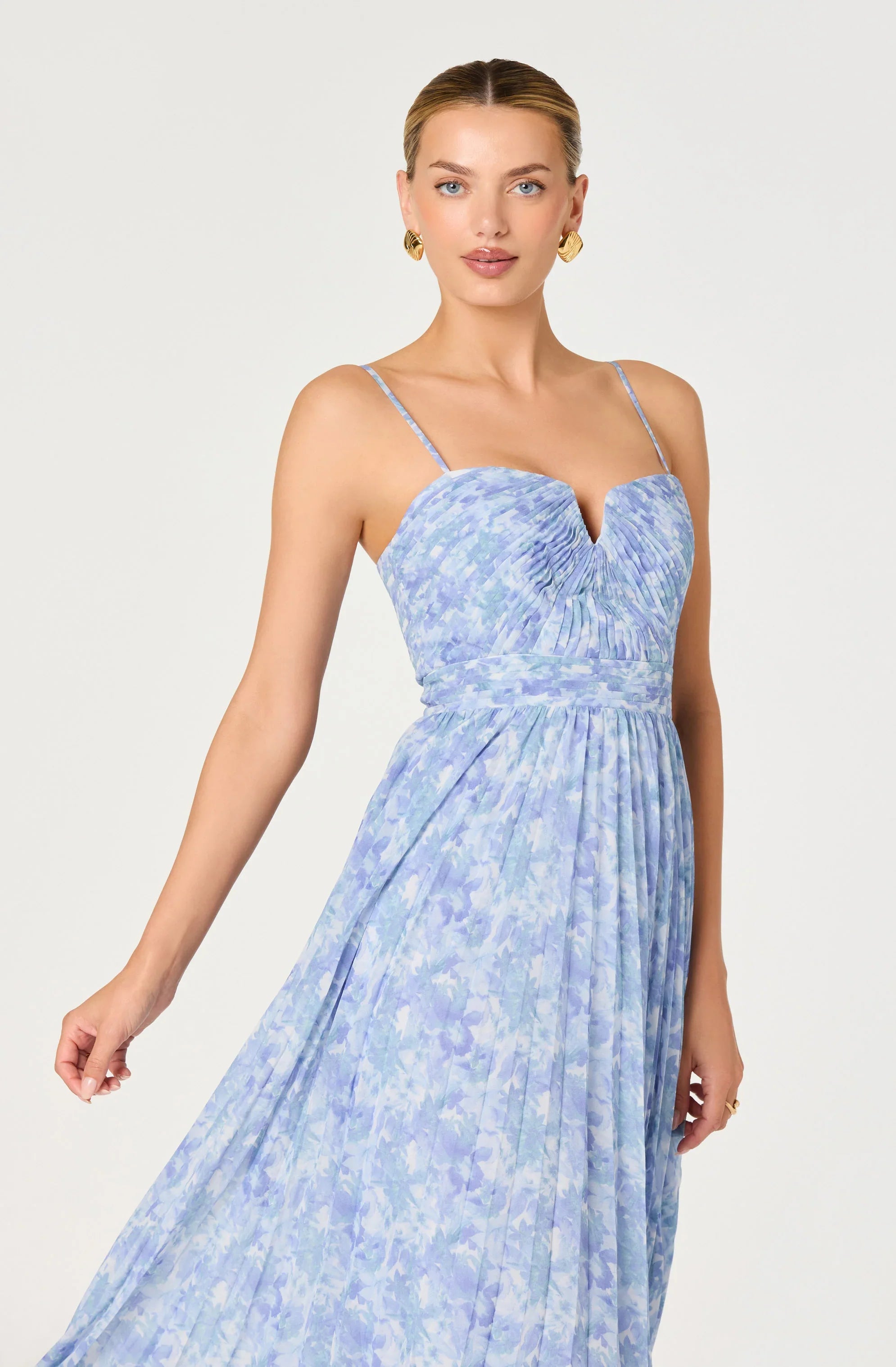 Inixyf Bayley Floral Pleated Maxi Dress