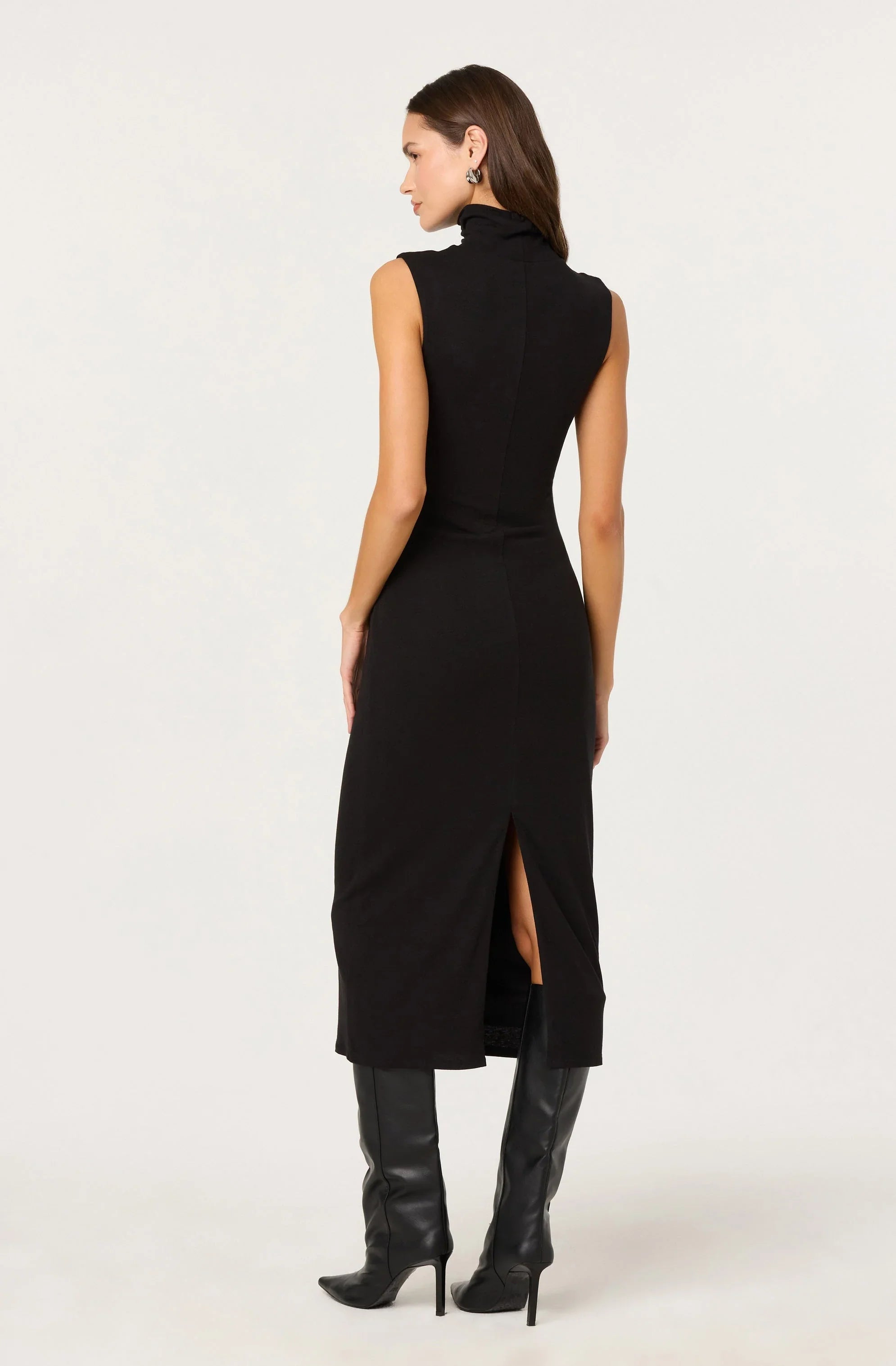 Lbruh Riana Turtleneck Twist Front Maxi Dress
