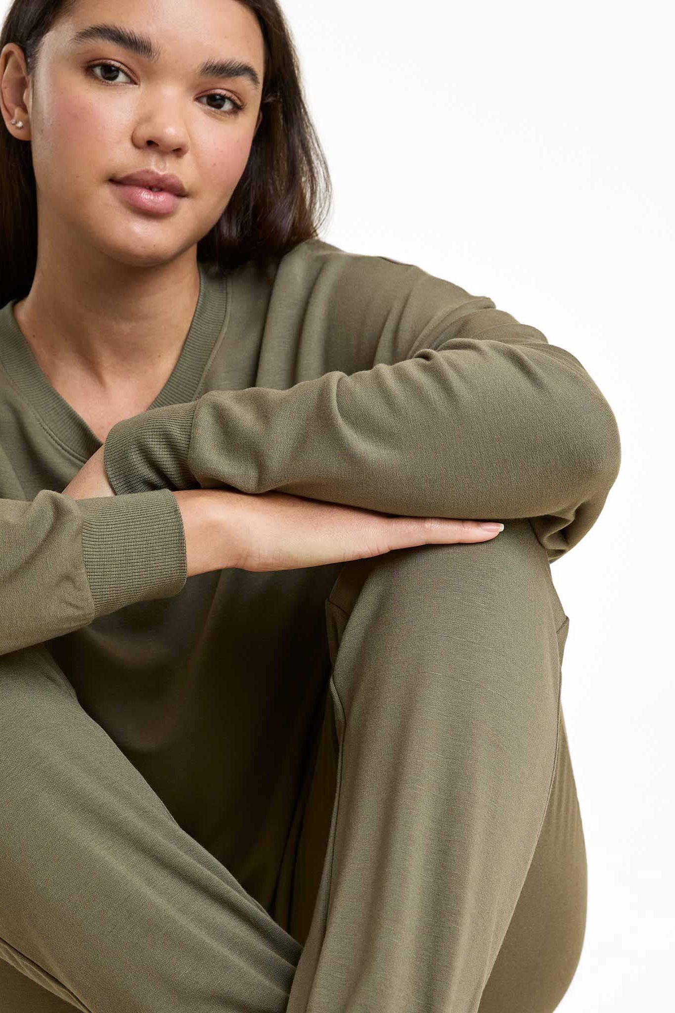 Lightweight Lounge Set | Olive