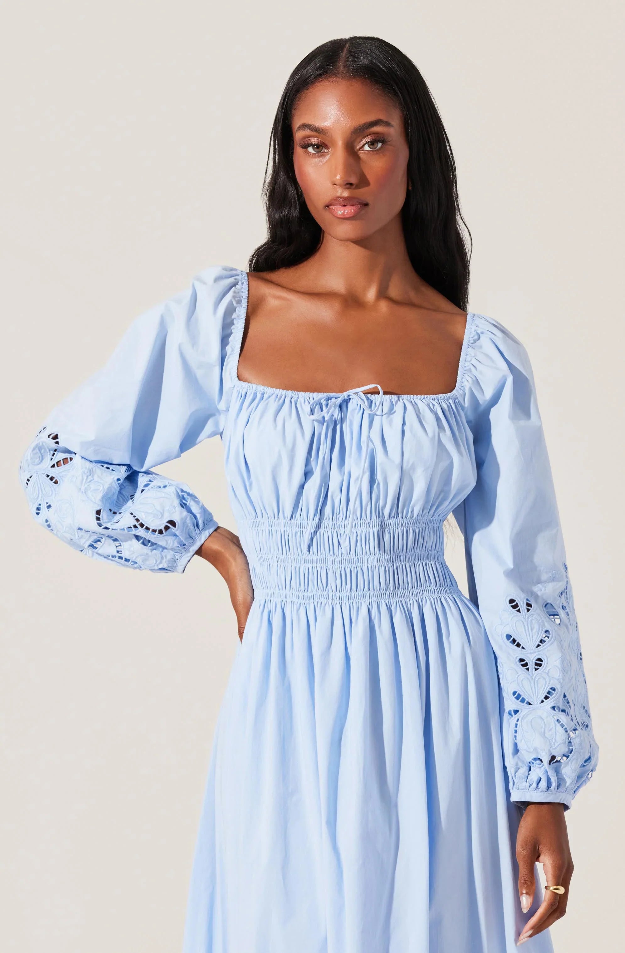 Lbruh Wisnia Eyelet Embroidered Dress