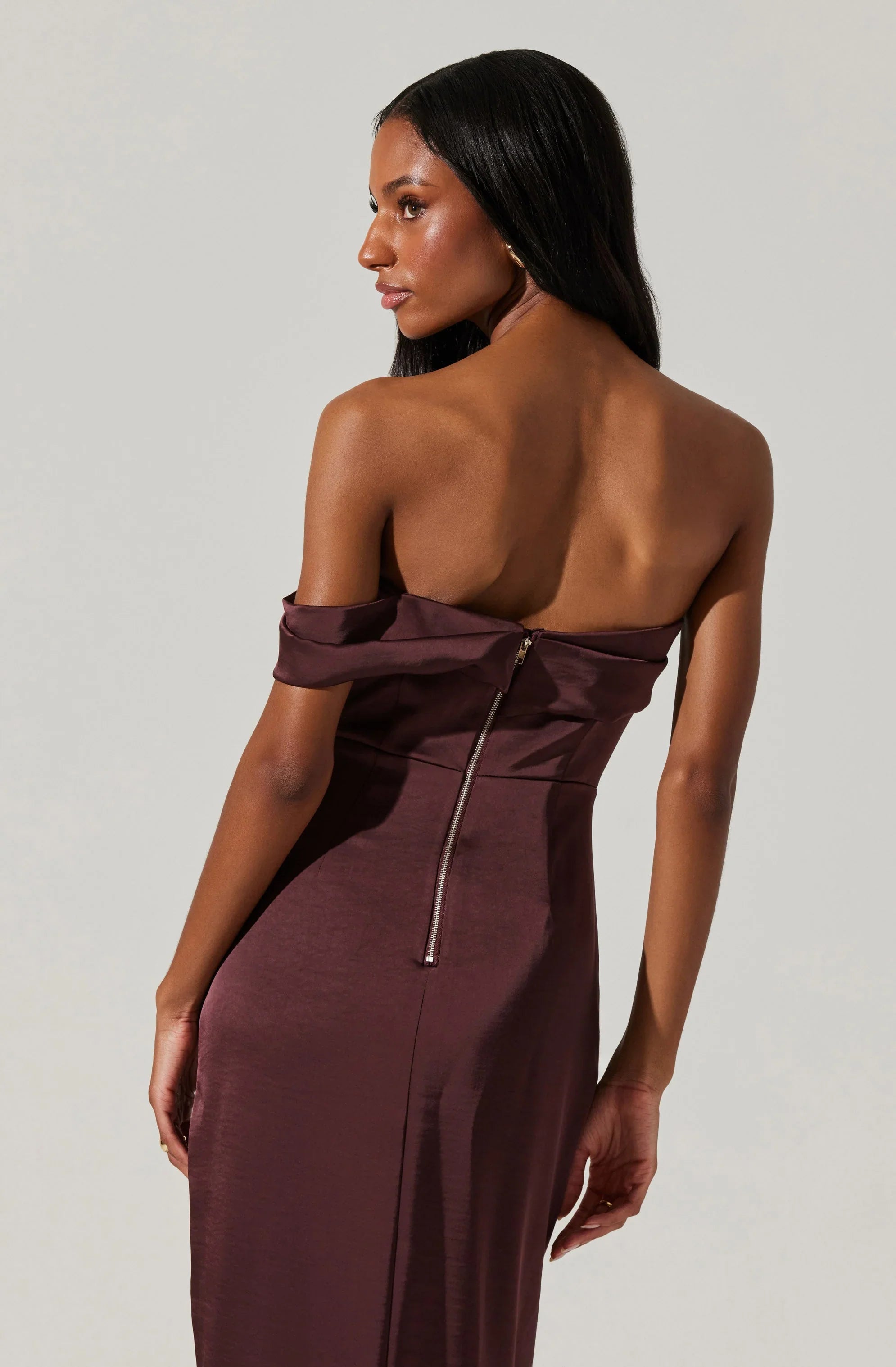 Lbruh Gwyneria Off Shoulder Midi Dress