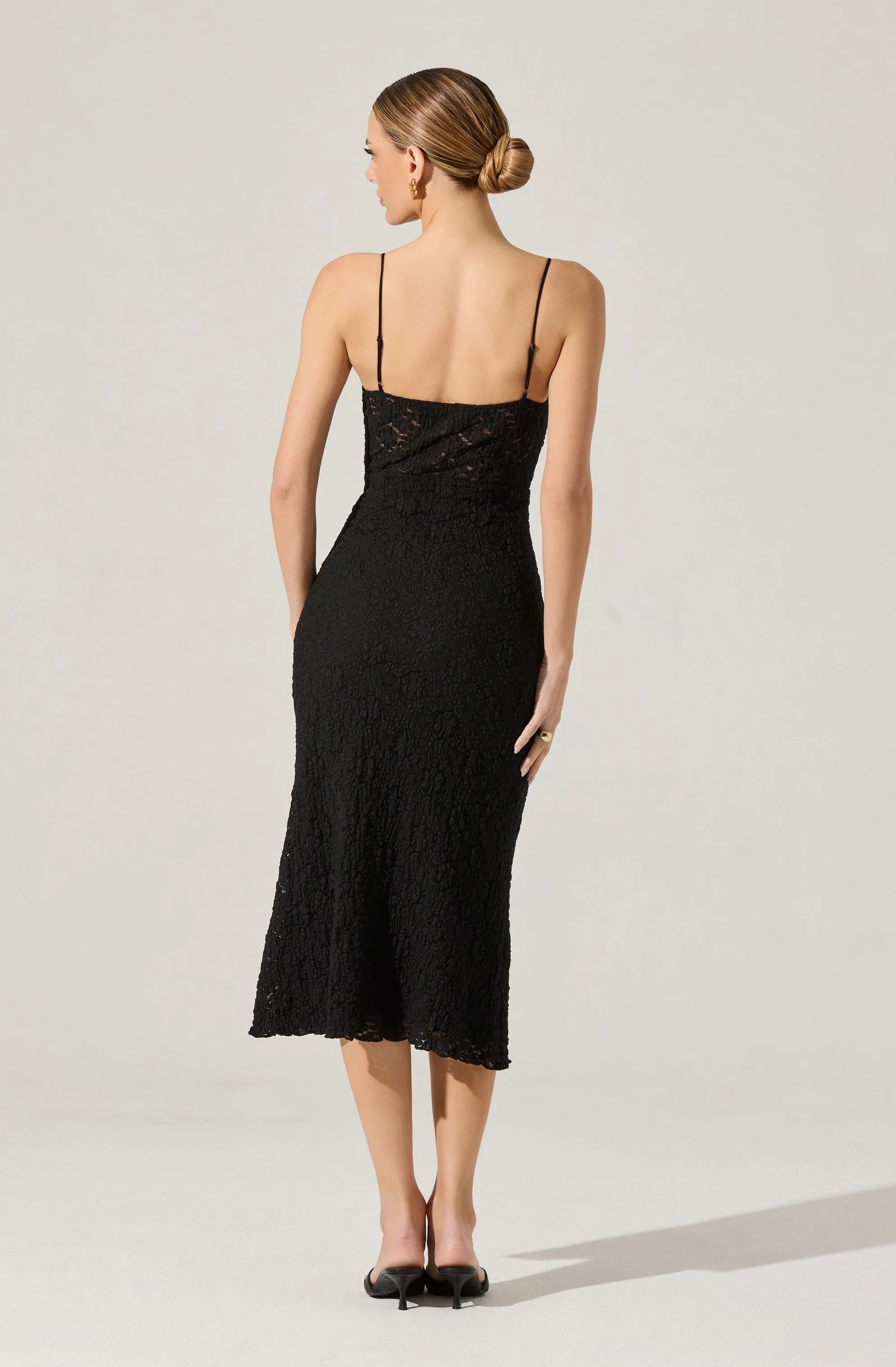 Lbruh Floral Lace Knit Midi Dress