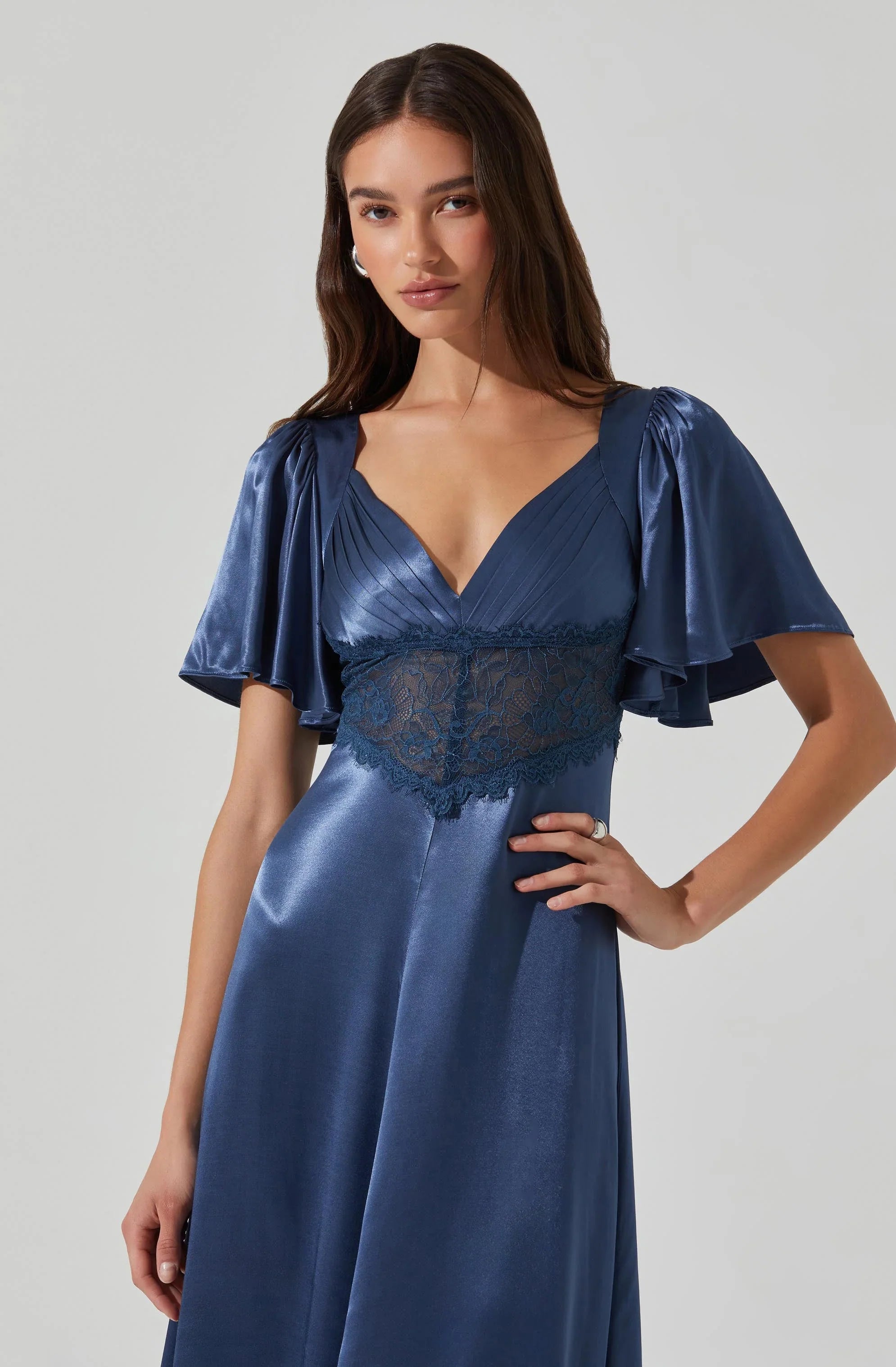 Lbruh Aurelia Satin V-Neck Midi Dress