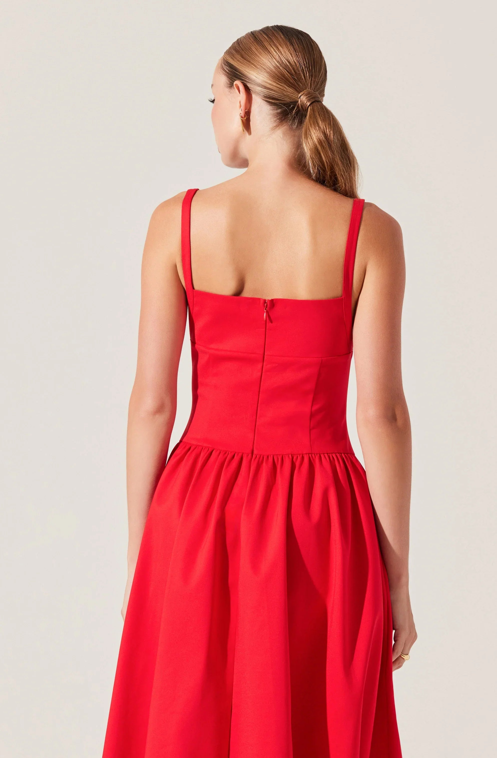 Lbruh Jevi Sleeveless Bubble Midi Dress