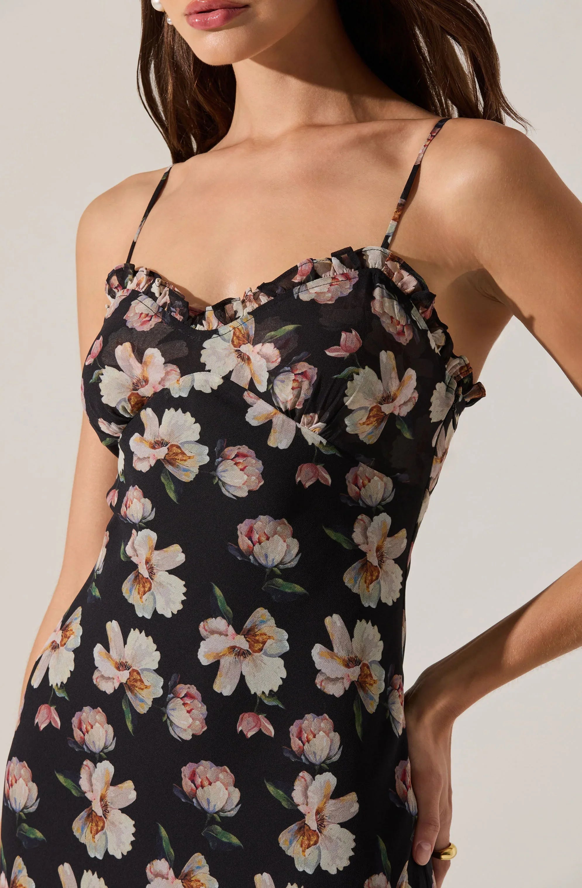 Lbruh Maeryn Sweetheart Ruffle Maxi Dress
