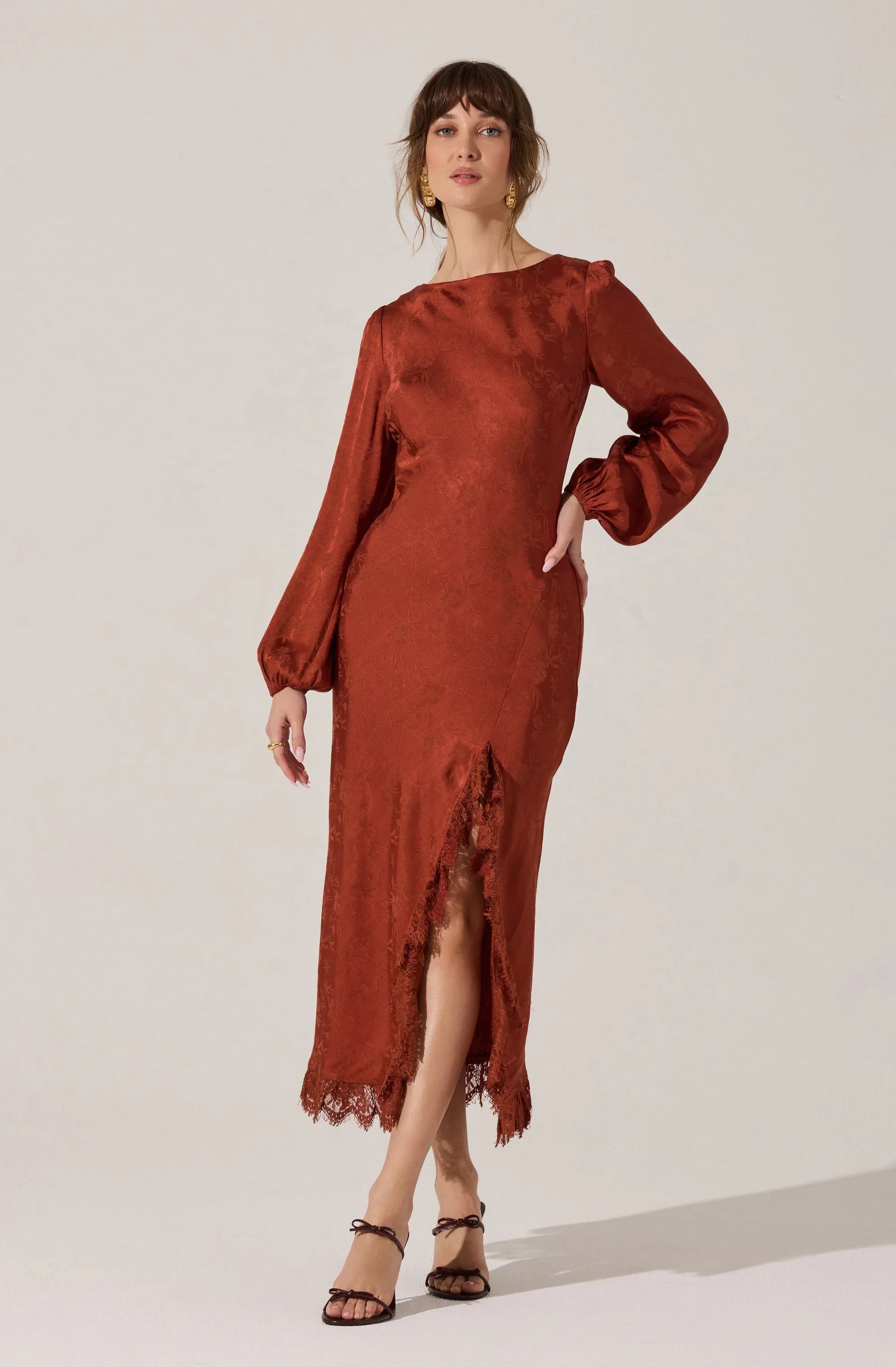 Lbruh Ilaria Floral Jacquard Midi Dress