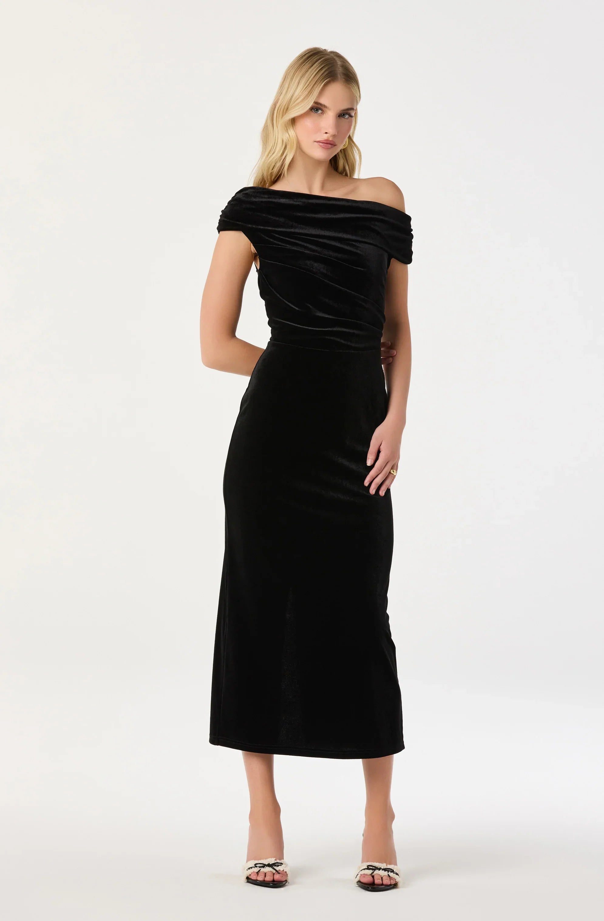 Lbruh Velvet Off Shoulder Midi Dress