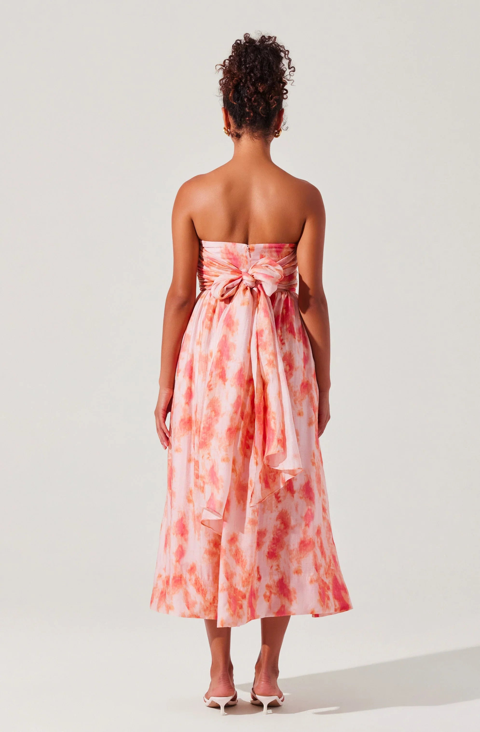Lbruh Aneesha Strapless Pleated Midi Dress