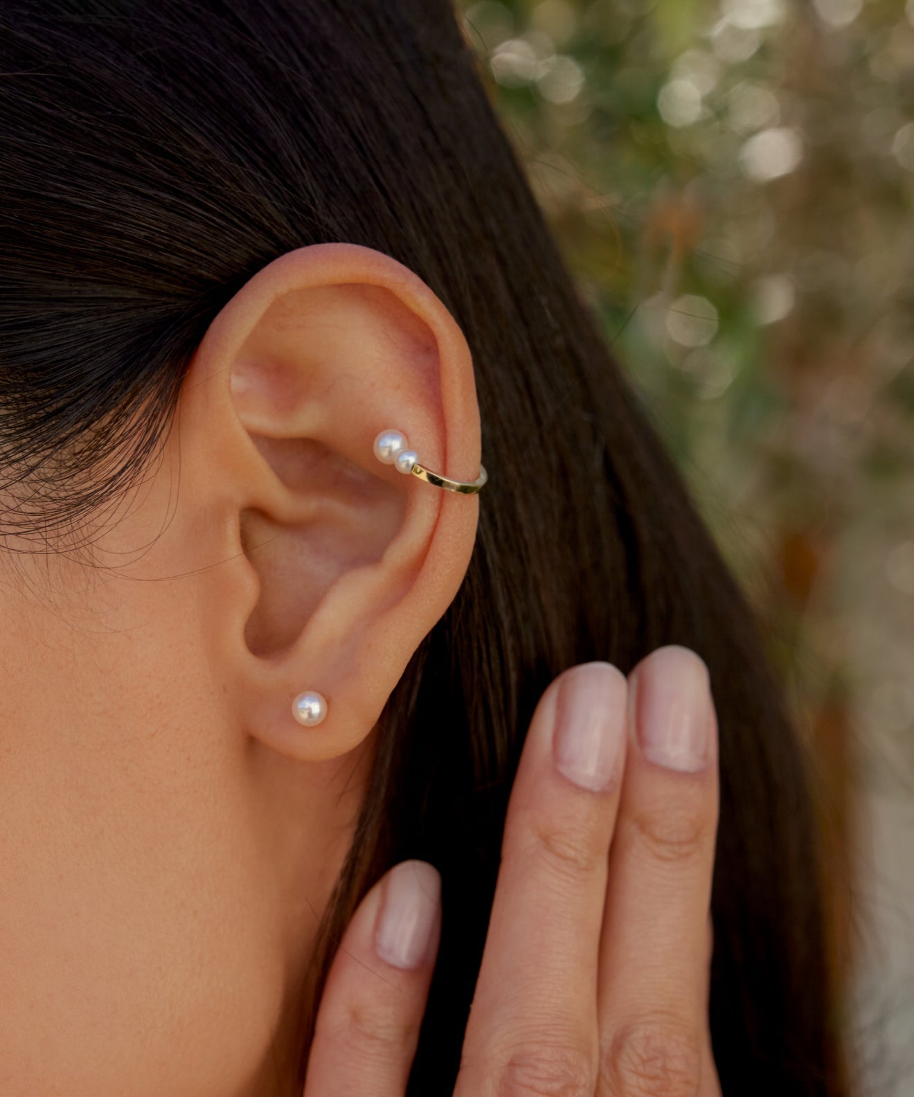 Small Loren Pearl Studs